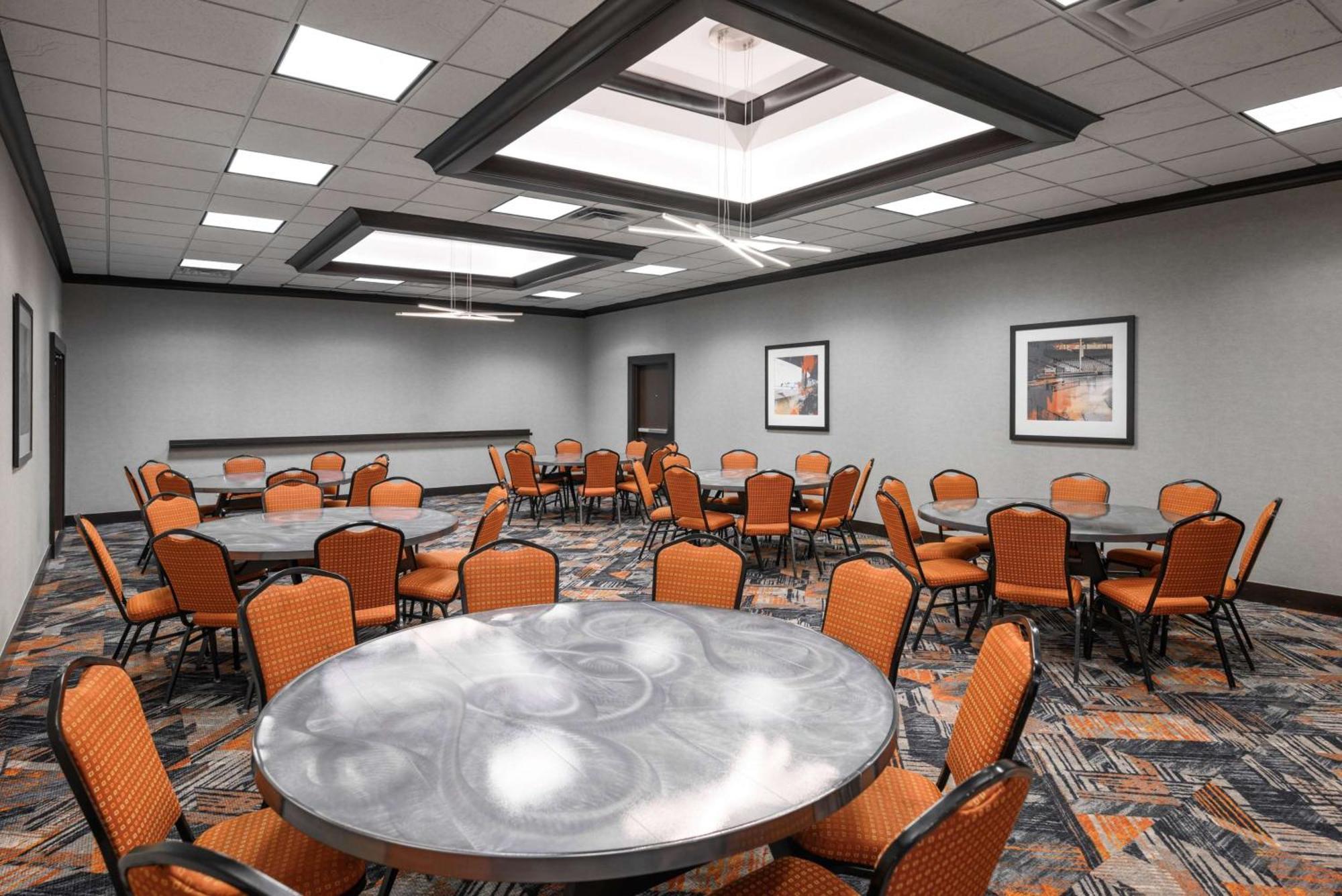 Hampton Inn Evansville Airport Eksteriør billede